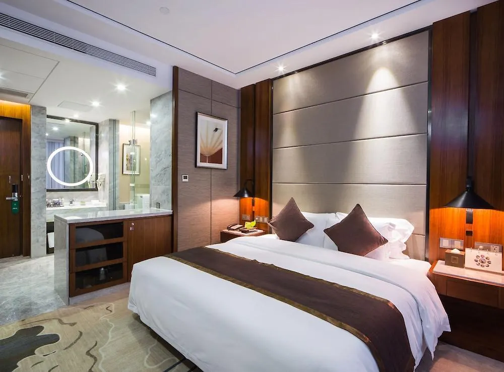 Zhuhai Palm Spring Hotel 5*,  China